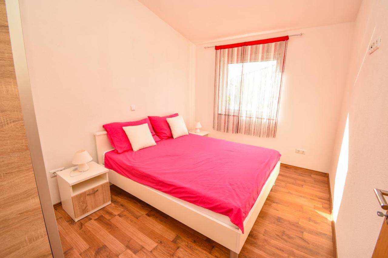 Apartmani Lukic Vir Exterior photo